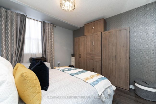 104 - 18 Knightsbridge Rd, Condo with 3 bedrooms, 2 bathrooms and null parking in Brampton ON | Image 25