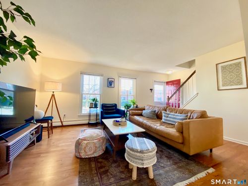11-908 State St, New Haven, CT, 06511-3921 | Card Image