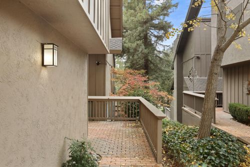 d-1917 Edgebrook Dr, Modesto, CA, 95354-1638 | Card Image