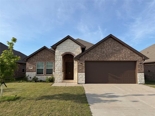 805 Hardaway Dr, Greenville, TX, 75402-2846 | Card Image