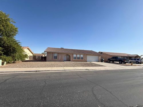 6141 E 40th Pl, Yuma, AZ, 85365-2718 | Card Image