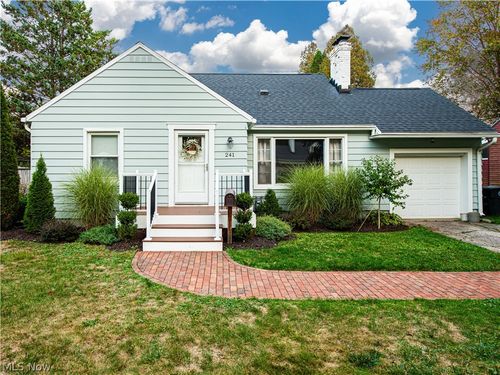 241 Lownsdale Ave, Akron, OH, 44313-7255 | Card Image