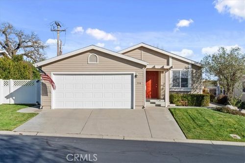 376 Lark Dr, Paso Robles, CA, 93446-4020 | Card Image