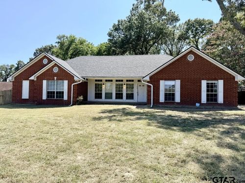 705 E South St, Lindale, TX, 75771-3351 | Card Image