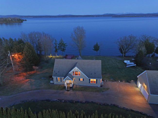 31 Pearl Bay Lane, House other with 4 bedrooms, 3 bathrooms and null parking in Grand Isle VT | Image 35