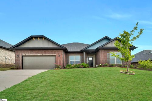 109 Wyatt Dr, Greenville, SC, 29605-6275 | Card Image