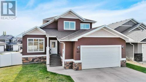 162 Voisin Close, Red Deer, AB, T4R0N1 | Card Image