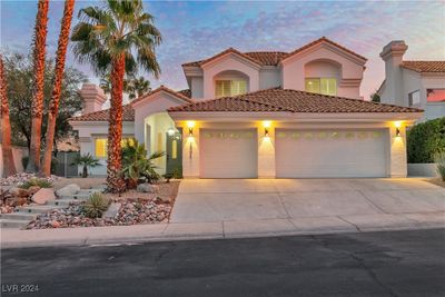 8125 Sunset Cove Drive, House other with 4 bedrooms, 2 bathrooms and null parking in Las Vegas NV | Image 1