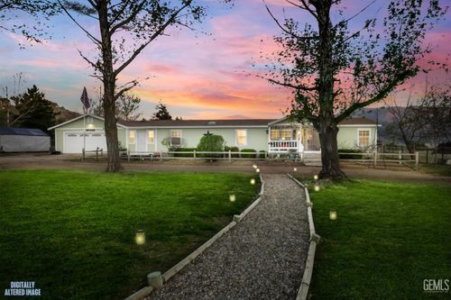 27400 Harness Dr, Tehachapi, CA, 93561-7869 | Card Image