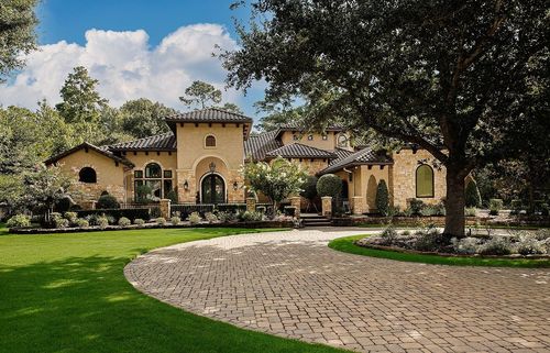 119 S Tranquil Path, The Woodlands, TX, 77380-2761 | Card Image
