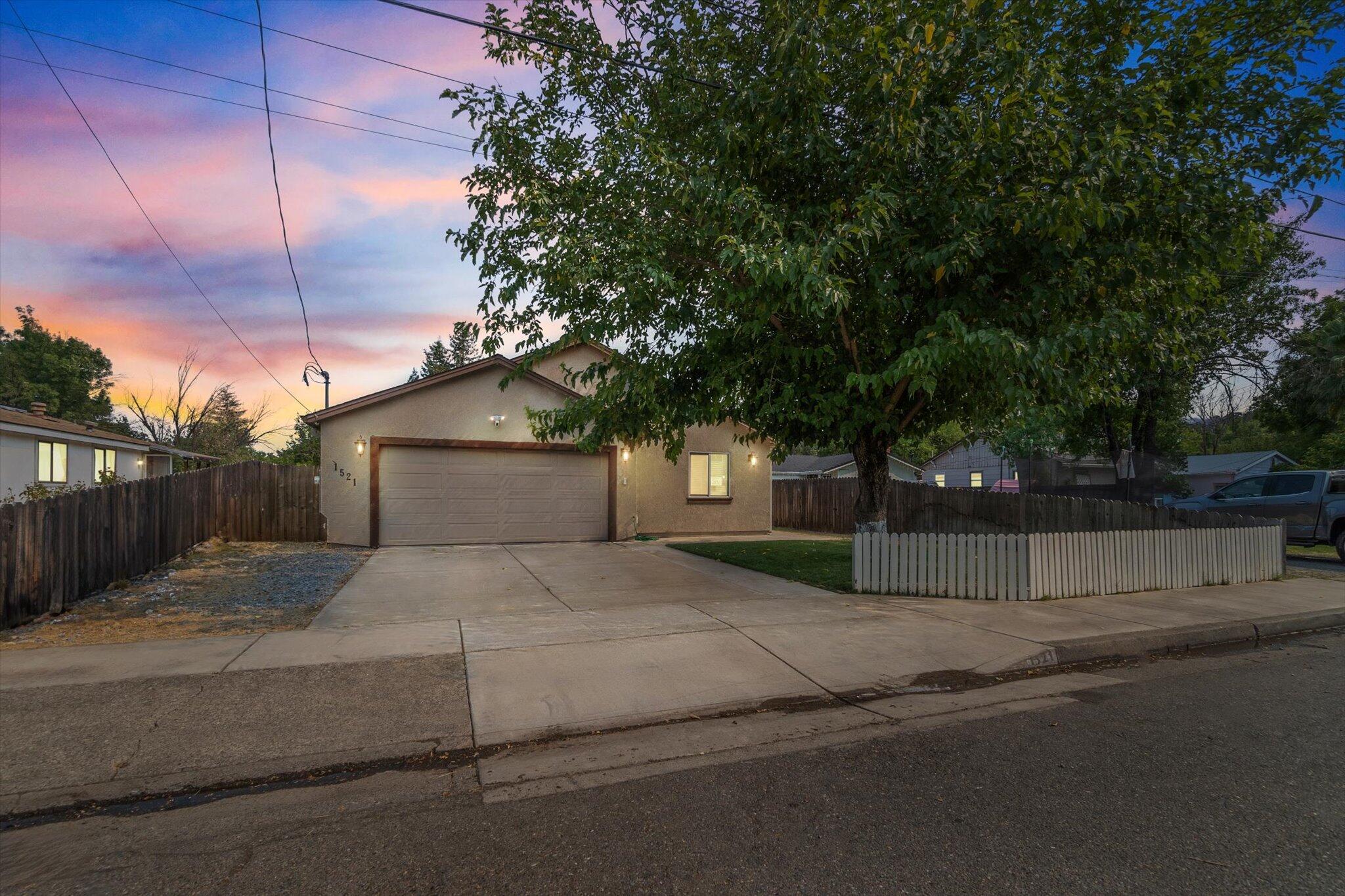 1st St, Anderson, CA 96007