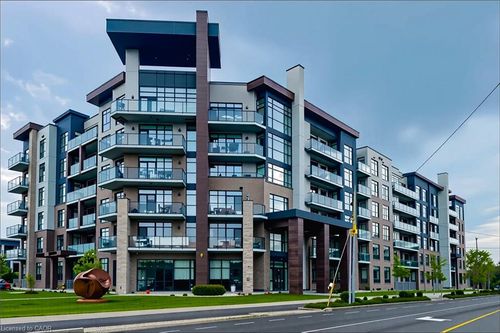 419-600 N Service Rd, Stoney Creek, ON, L8E0L2 | Card Image