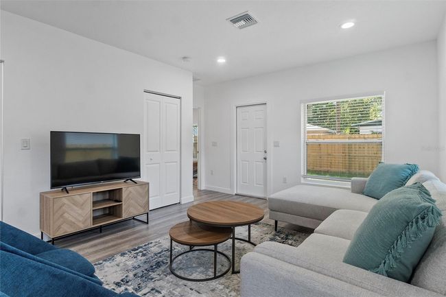 1432 19 Th St S, House other with 3 bedrooms, 2 bathrooms and null parking in St Petersburg FL | Image 6