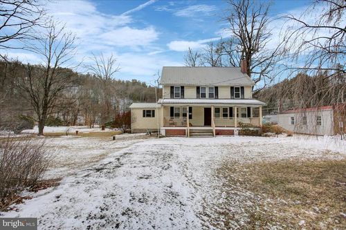 949 Waterfall Rd, WATERFALL, PA, 16689-7506 | Card Image