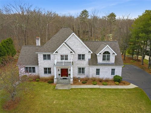 13 W Butterfly Way, Lincoln, RI, 02865-3932 | Card Image