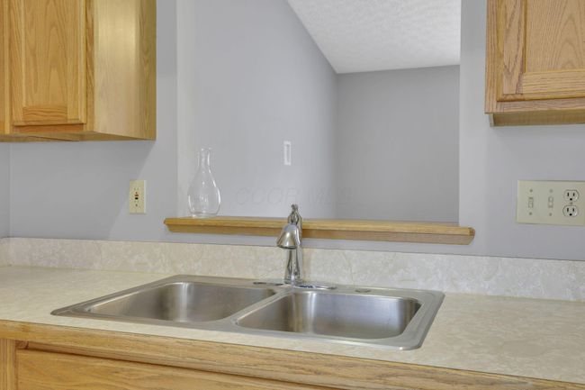 7050 Weurful Dr, House other with 3 bedrooms, 2 bathrooms and null parking in Canal Winchester OH | Image 14