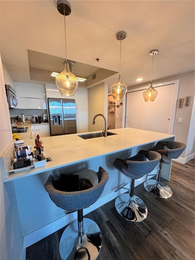APT-908S - 2681 N Flamingo Rd, Condo with 3 bedrooms, 3 bathrooms and null parking in Sunrise FL | Image 5