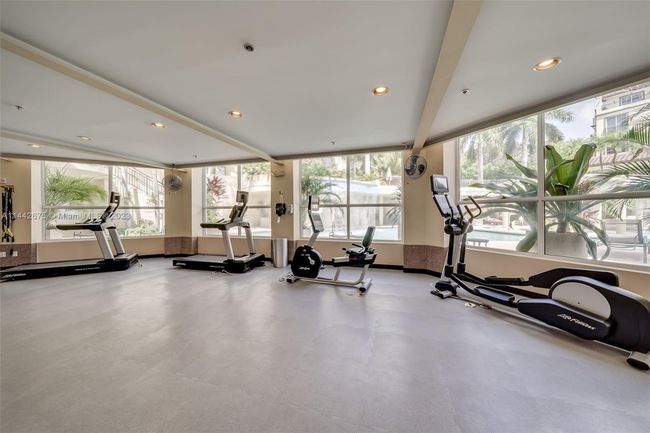 APT-305 - 2633 Ne 14 Th Ave, Condo with 2 bedrooms, 2 bathrooms and null parking in Wilton Manors FL | Image 59