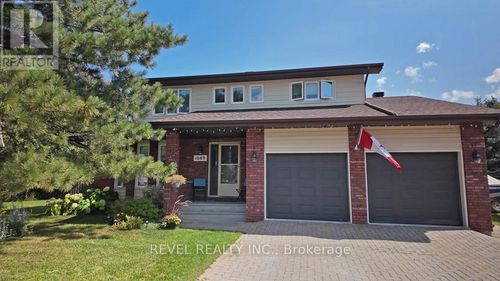 1089 Greeningdon Dr, Timmins, ON, P4R1G3 | Card Image