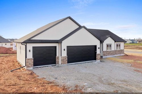 8347 Marlo Avenue, CLAYTON, WI, 54956 | Card Image