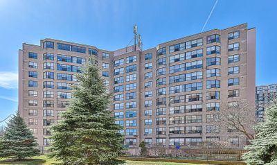 601 - 250 Davis Dr, Condo with 2 bedrooms, 2 bathrooms and 1 parking in Newmarket ON | Image 1