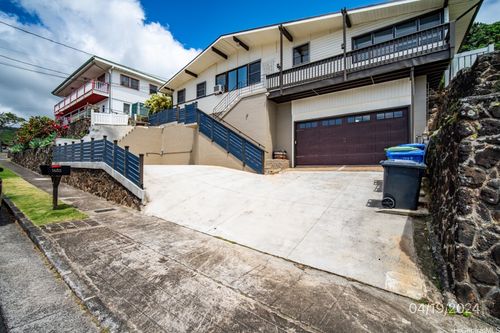 b-1483 Mahiole St, Honolulu, HI, 96819-1750 | Card Image