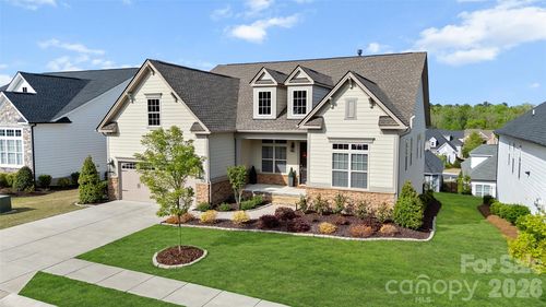 82212 Standing Oak Dr, Charlotte, NC, 28278-8046 | Card Image