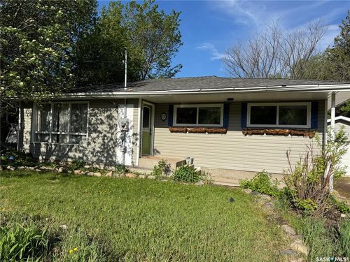170 Elgin Cres, Lumsden, SK, S0G3C0 | Card Image