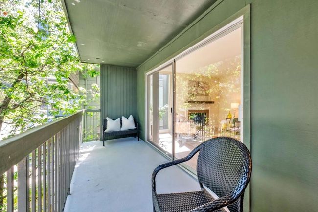 APT-301 - 2700 Le Conte Ave, Condo with 1 bedrooms, 1 bathrooms and 1 parking in Berkeley CA | Image 21
