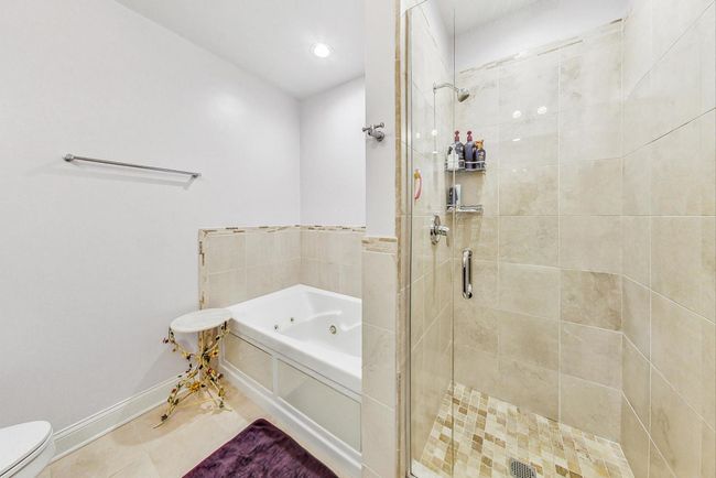 Ensuite to primary bedroom | Image 18