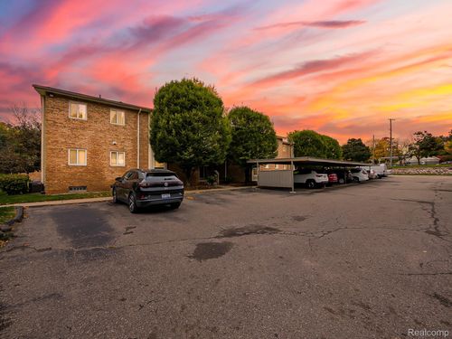 102-655 Randolph Street, Northville, MI, 48167 | Card Image