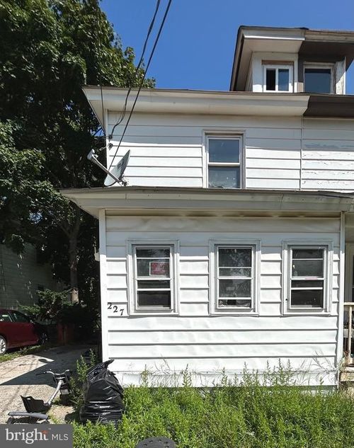 227 W Adams St, PAULSBORO, NJ, 08066-1308 | Card Image