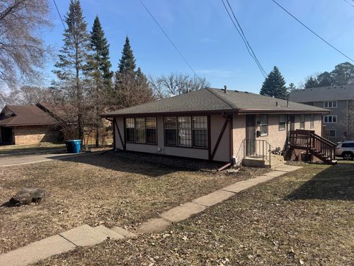 323 Van Buren Ave N, Hopkins, MN, 55343-8316 | Card Image