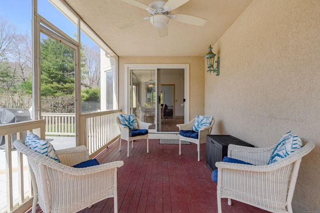 10 Edna Ct, House other with 4 bedrooms, 5 bathrooms and 10 parking in Brookfield CT | Image 17