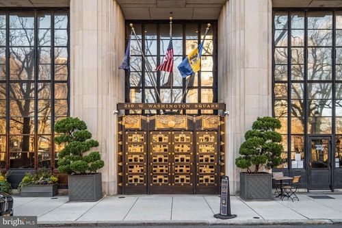 apt-8sw-210 W Washington Sq, PHILADELPHIA, PA, 19106-3510 | Card Image