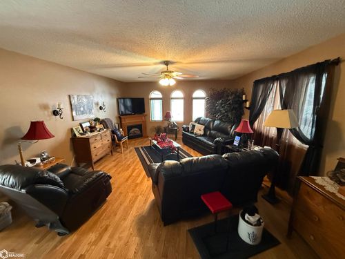 1059 Amy Ave, Carroll, IA, 51401-3905 | Card Image