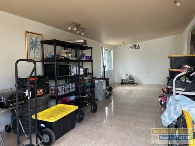 909 N Shore Dr, House other with 3 bedrooms, 2 bathrooms and null parking in Port Isabel TX | Image 10