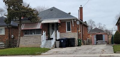 1355 Pharmacy Ave, House other with 3 bedrooms, 2 bathrooms and 2 parking in Scarborough ON | Image 1