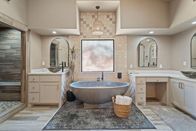 616 Comanche Dr, House other with 3 bedrooms, 2 bathrooms and null parking in Lubbock TX | Image 22