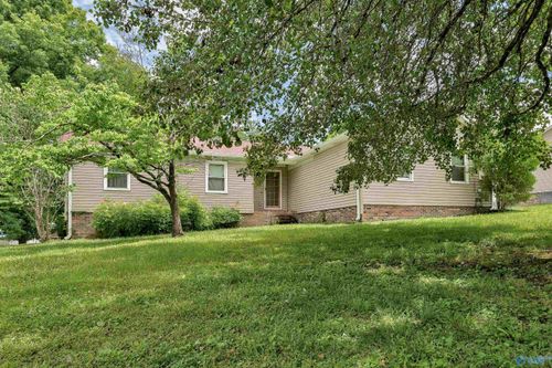 261 Glenview Dr, Estill Springs, TN, 37330-5406 | Card Image