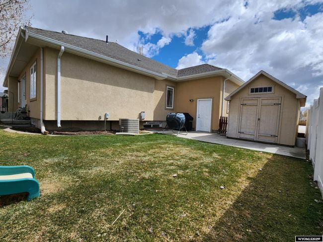 510 Oak Creek Dr, House other with 6 bedrooms, 3 bathrooms and null parking in Rock Springs WY | Image 38