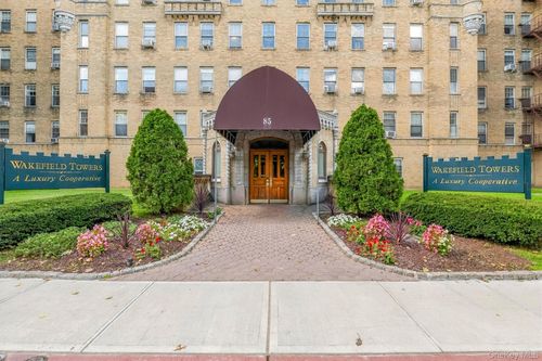 3k-85 Bronx River Rd, Yonkers, NY, 10704-4445 | Card Image