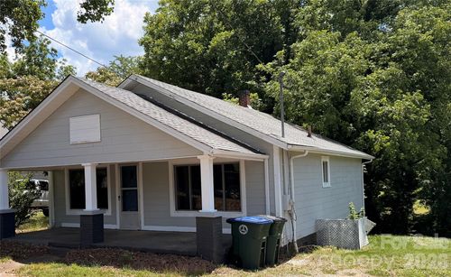 321 Cline Ave Sw, Valdese, NC, 28690-2703 | Card Image