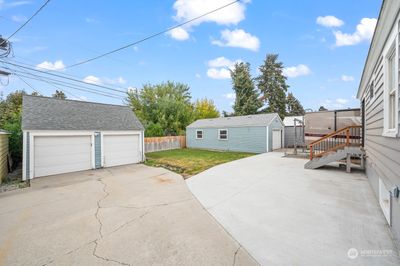 1013 Princeton Avenue, House other with 4 bedrooms, 1 bathrooms and 4 parking in Wenatchee WA | Image 3