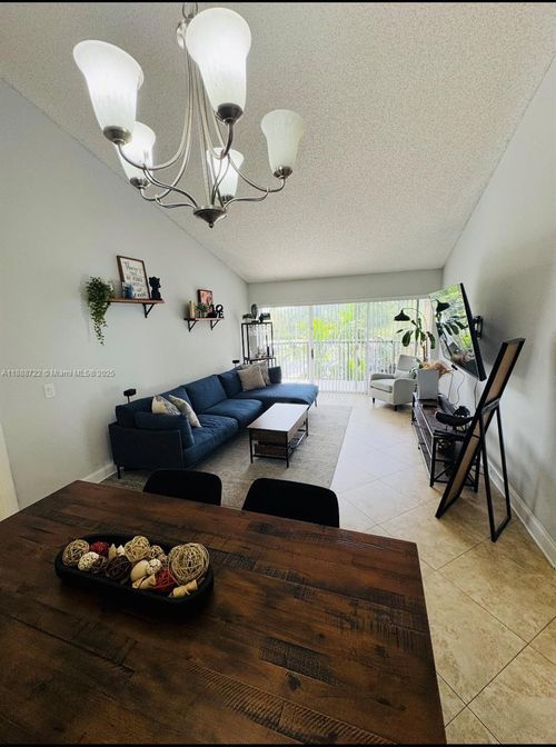 apt-305-8821 Wiles Rd, Coral Springs, FL, 33067-1852 | Card Image