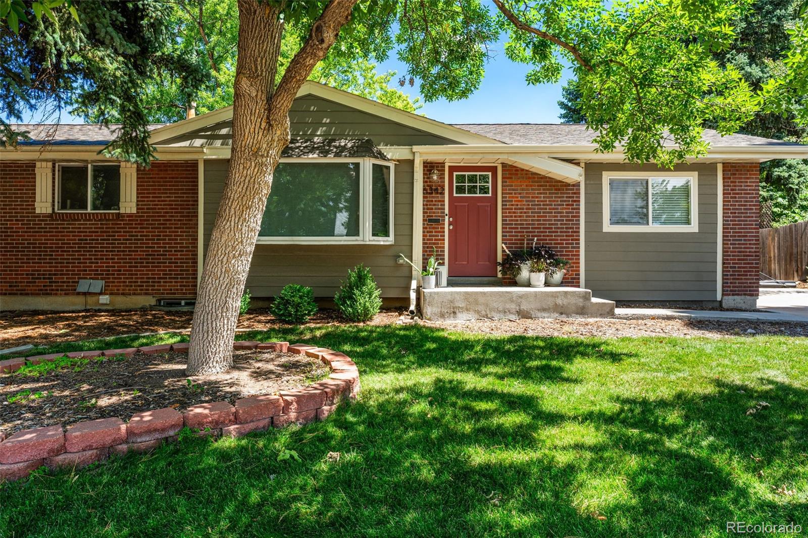 Williams St, Littleton, CO 80121