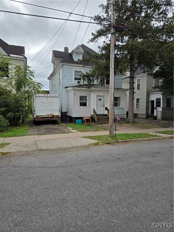 Bellevue Ave, Syracuse, NY 13204