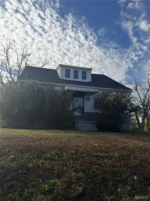 1104 Gutenberg St, Hermann, MO, 65041-1436 | Card Image