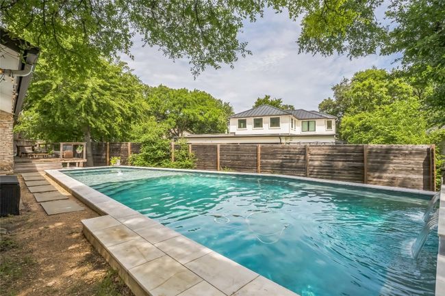 View of swimming pool | Image 28