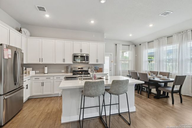 14926 Palmer Crk, House other with 4 bedrooms, 2 bathrooms and null parking in San Antonio TX | Image 16